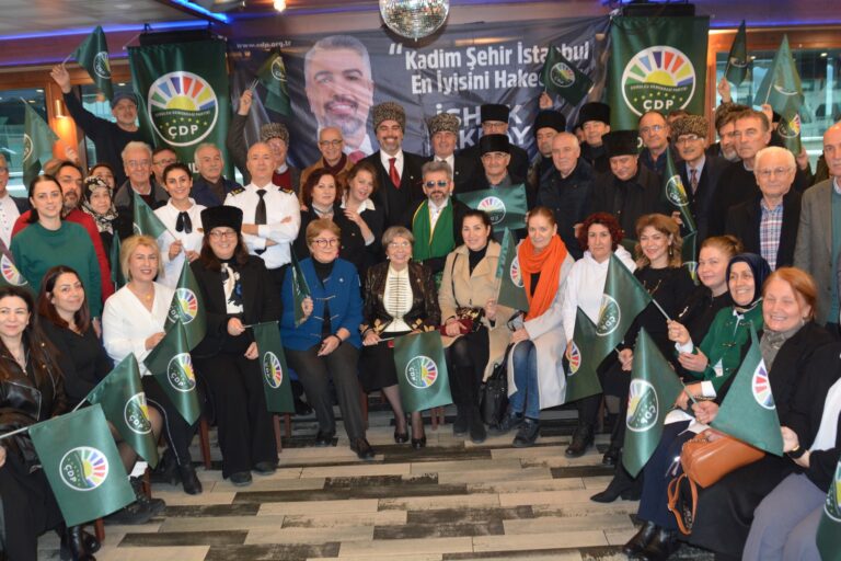 İSHAK AKBAY: “İSTANBUL’UN ANAHTARLARINI TESLİM ALACAĞIM”