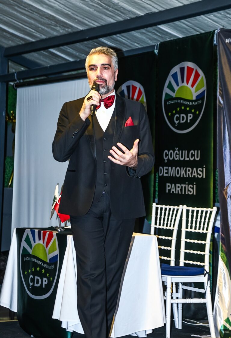 İSHAK AKBAY FOTOLARI